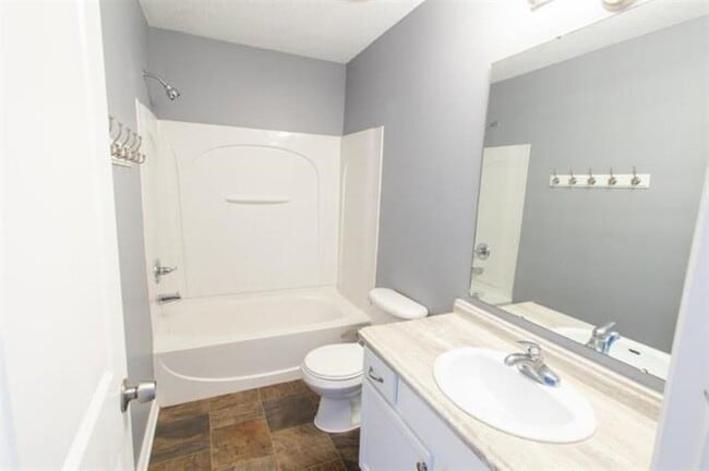 Building Photo - 3430 Roxee Run Cv