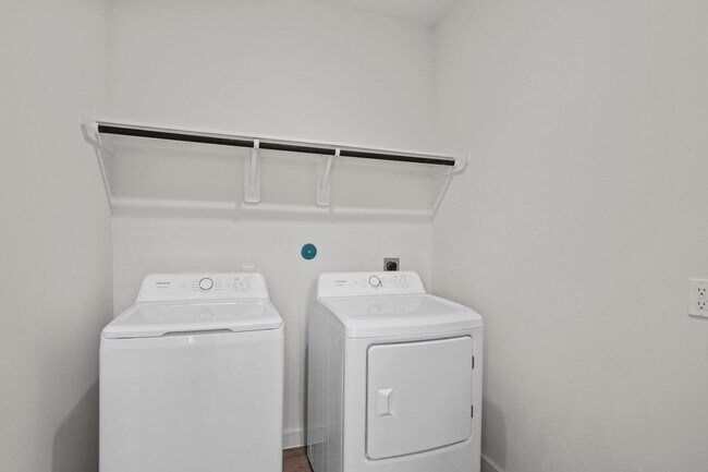 Building Photo - 3328 Indigo Wy