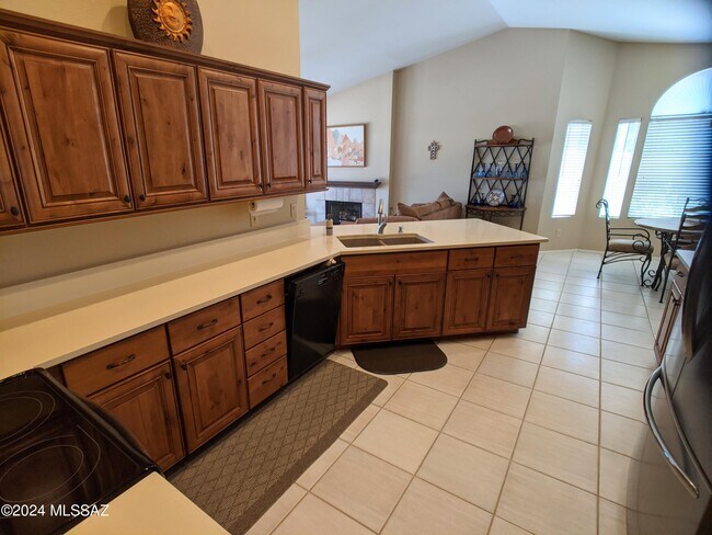 Building Photo - 63945 E Orangewood Ln