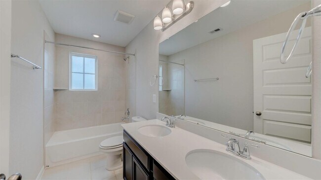 Building Photo - 2208 Gadwall Ct