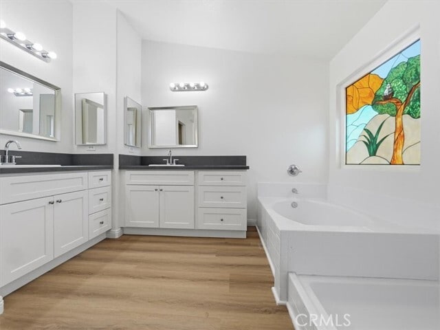 Building Photo - 2775 S Buena Vista Ave