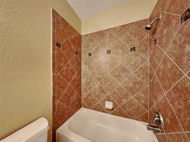 Building Photo - 26314 Longview Creek Dr