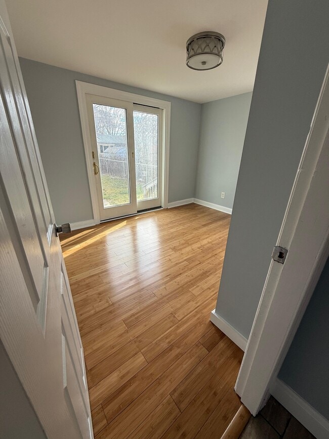 Building Photo - 40 Sundance St