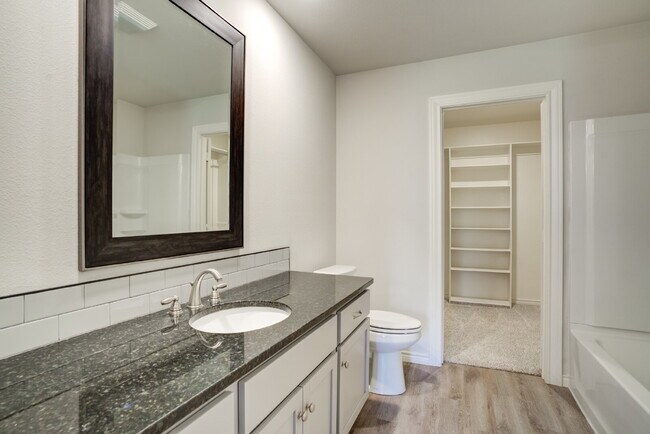 Building Photo - MOVE IN SPECIAL Recently built luxury town...