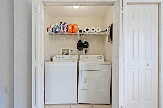 Building Photo - 13765 SW 171st Terrace