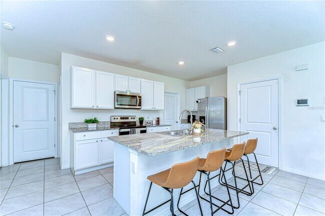 Building Photo - 10555 Penny Gale Loop