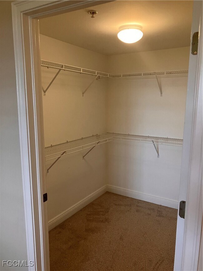 Building Photo - 2904 Tuscan Dr