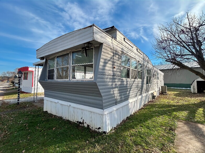 Building Photo - 711 N 19th St