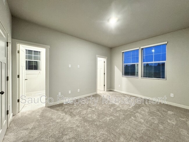 Building Photo - 7181 SE Benedict St