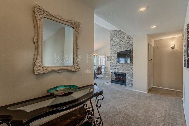 Building Photo - 9707 E Mountain View Rd