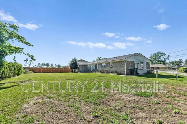 Building Photo - 311 Gardners Mill Ct