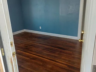 Building Photo - 226 Clyde St