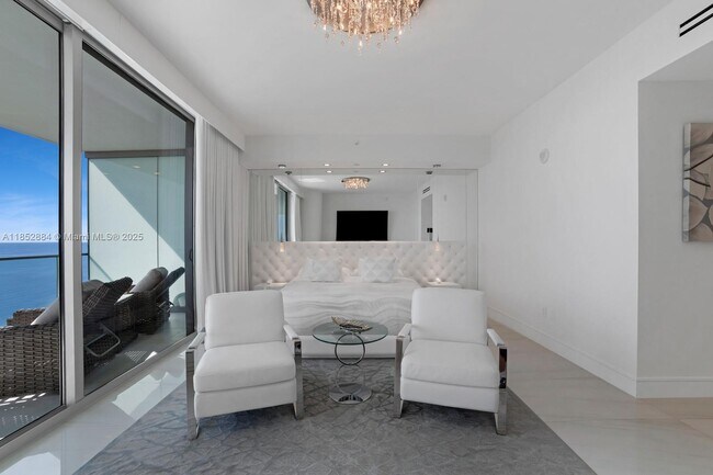 Building Photo - 10203 Collins Ave