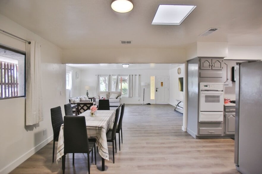 Building Photo - 13062 Safford St