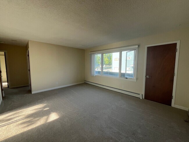 Building Photo - Rabbit Creek North - Exceptional Living