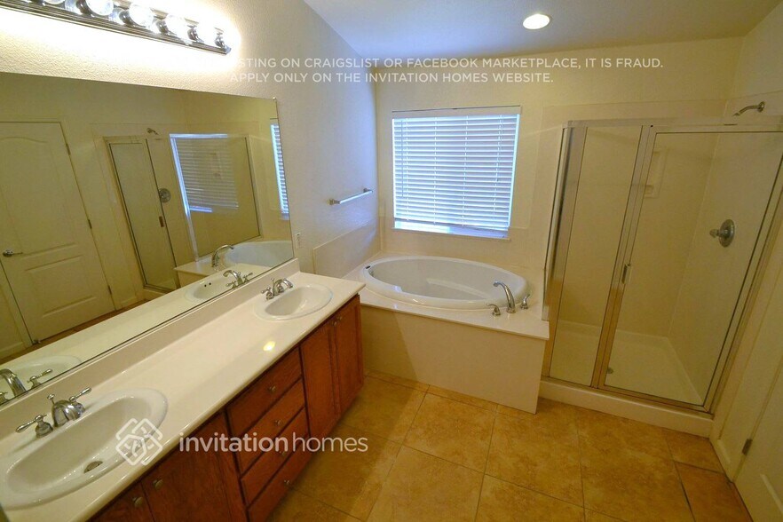 Building Photo - 1266 Tracy Cir