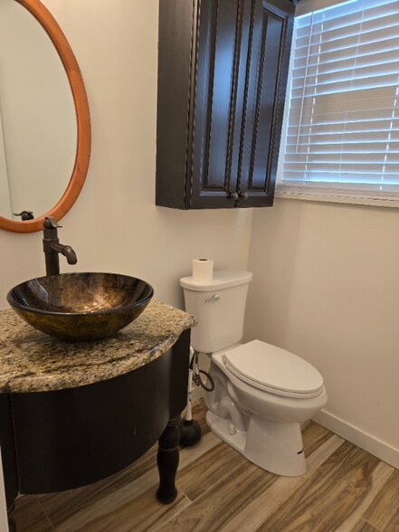 Building Photo - 131 2nd St