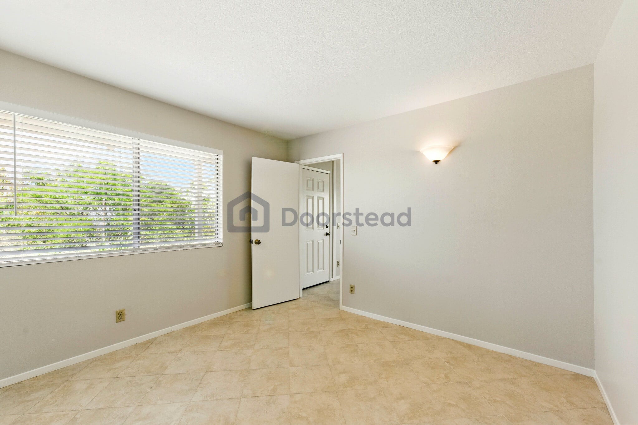 Building Photo - 609 Hoover Ct