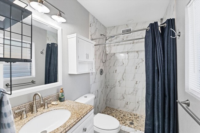 Building Photo - 2408 Colgate Ave