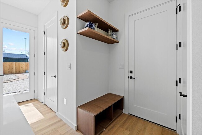 Building Photo - 506 Krebs Ln