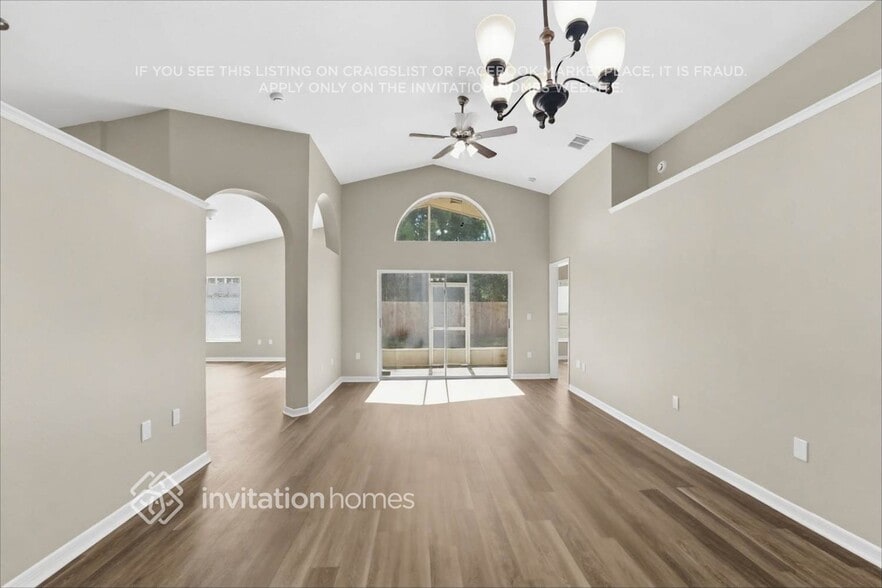 Building Photo - 10210 Merrimac Manor Dr