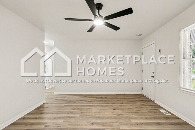 Building Photo - 3713 Stanford Cir