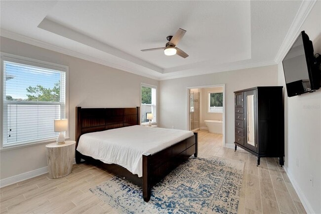 Building Photo - 3518 77 Ct E