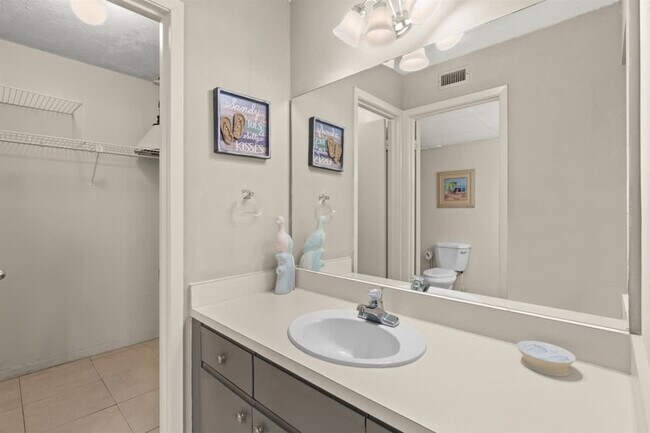 Building Photo - 17155 FL-30