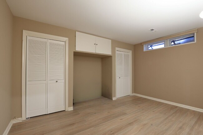 Building Photo - Welcome Home!