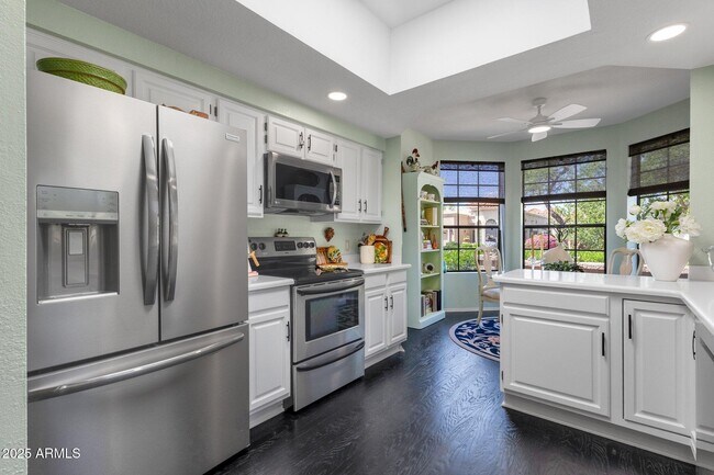 Building Photo - 10591 E Saddlehorn Dr