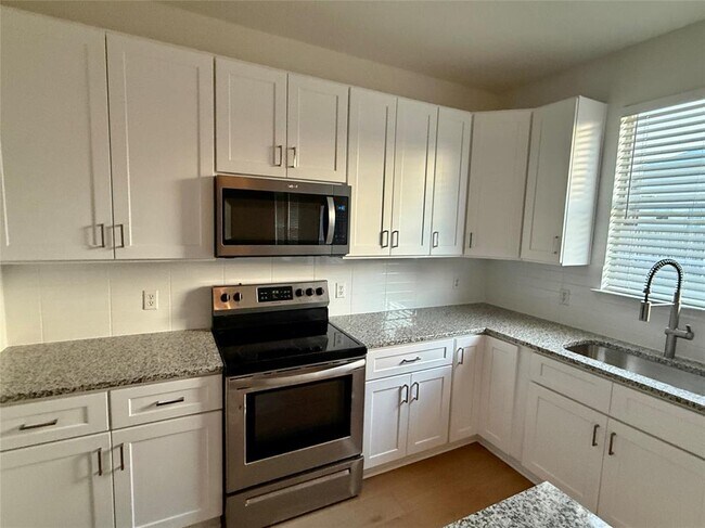 Building Photo - 203 Northern Trail