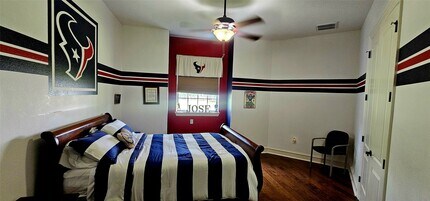 Building Photo - 943 High Meadow Ranch Dr