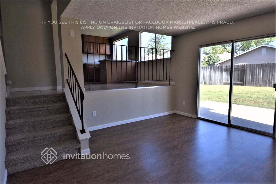 Building Photo - 9209 Sungold Way