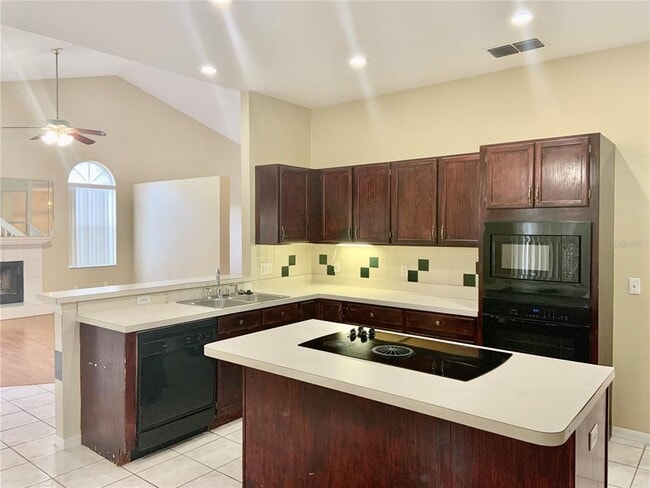 Building Photo - 3878 Kingston Oaks Cove