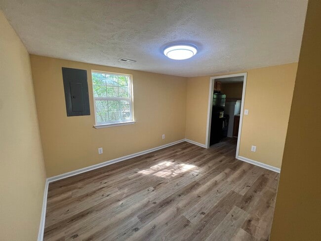 Building Photo - 1714 Ward Cir