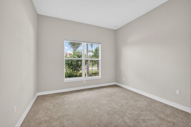 Building Photo - 10904 Stellar Cir