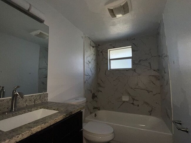 Building Photo - 9324 Eastfield Rd