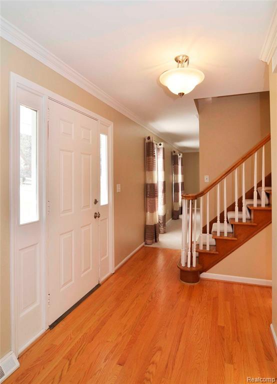 Building Photo - 8152 Fairfield Cir