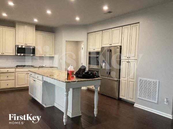 Building Photo - 1509 Scarbrough Cir SW