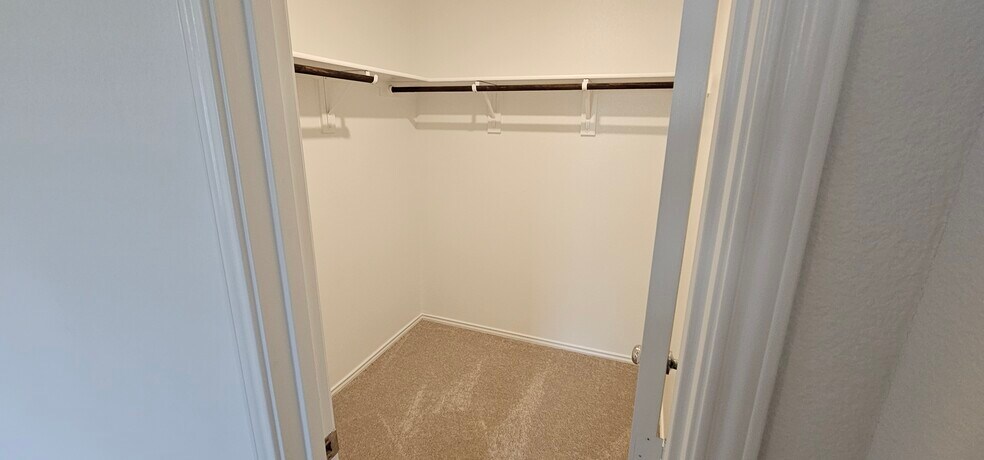 Building Photo - 9205 Grackle Pl