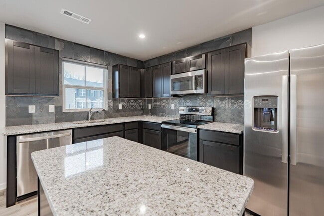 Building Photo - 2935 Winterberry Dr