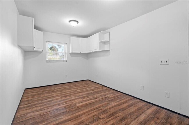 Building Photo - 903 Tomahawk Trail