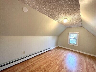 Building Photo - 569 Main St