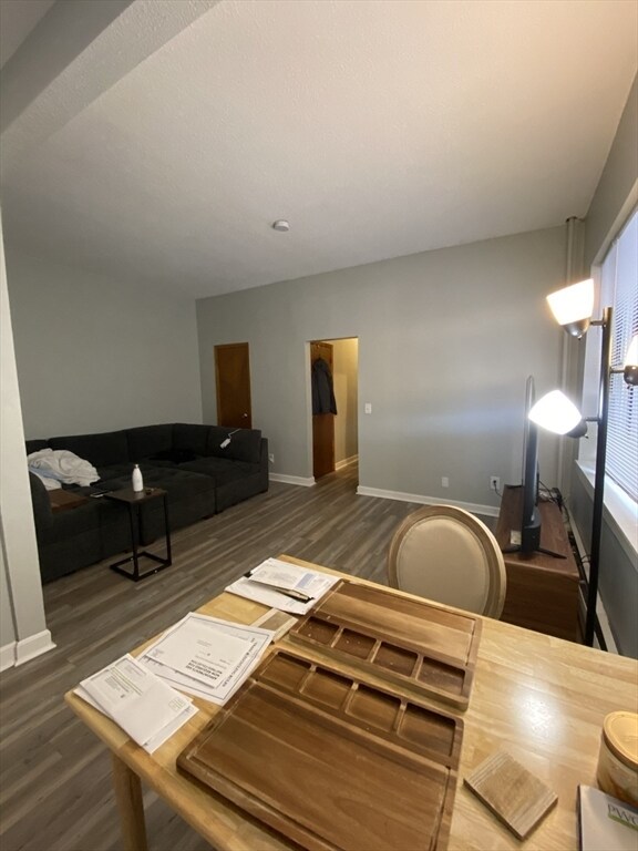 Building Photo - 1880 Commonwealth Ave