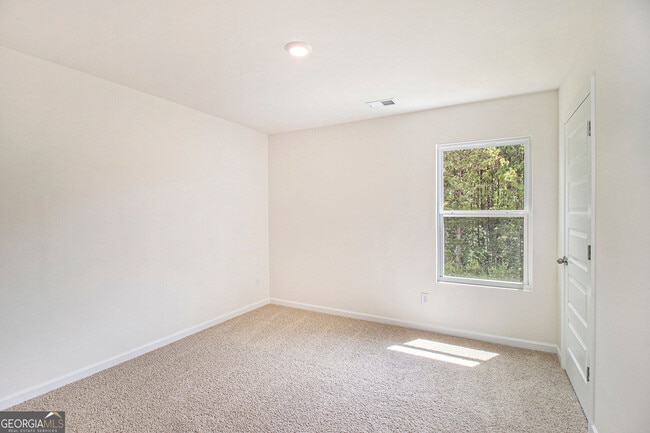 Building Photo - 568 Whitman Ln