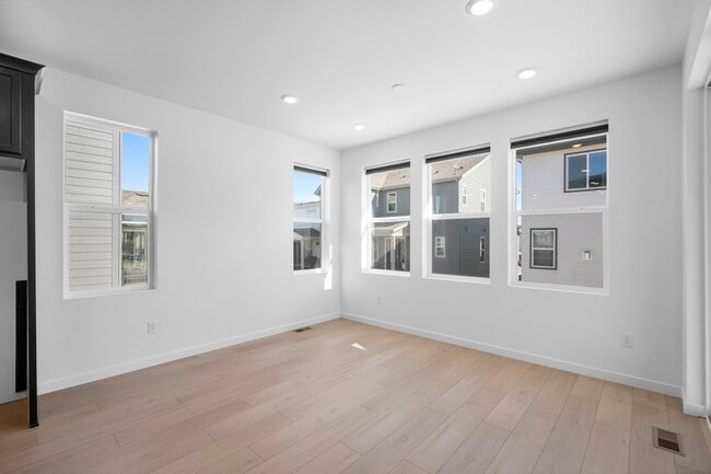 Building Photo - 11556 Amplify Cir