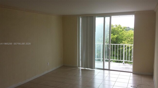 Building Photo - 492 NW 165th St