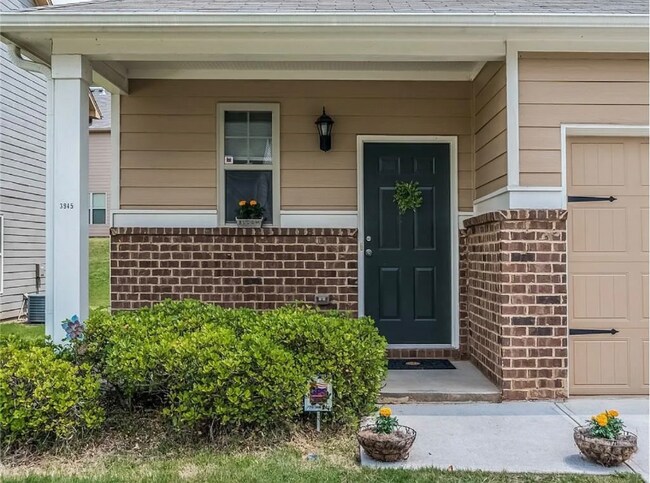 Building Photo - 3945 Pointe Vecchio Cir