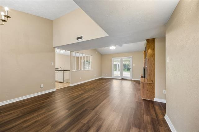 Building Photo - 940 Cherokee Trail