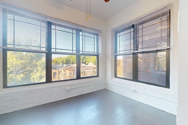 Floorplan - 5300-5308 S. Greenwood Avenue